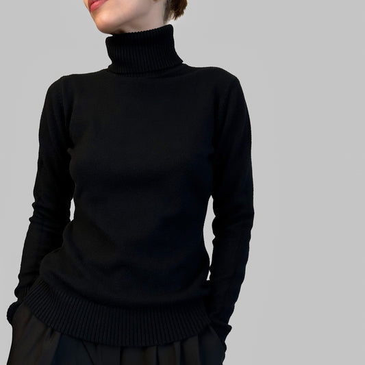 Black Warm Turtleneck